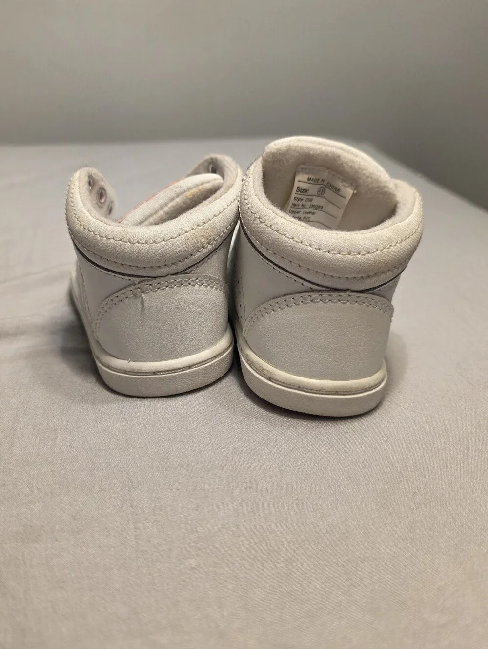 Vintage Y2K OshKosh White and Pink Toddler High-Top Sneakers